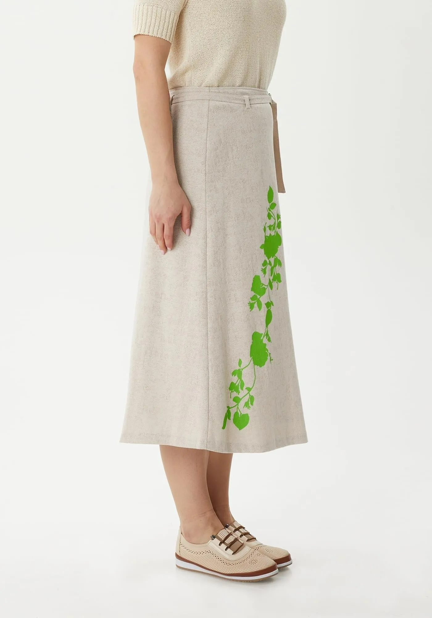 Belt-Detail Green Leaf-Embroidered, Slit Sporty Chic Stone Midi Skirt