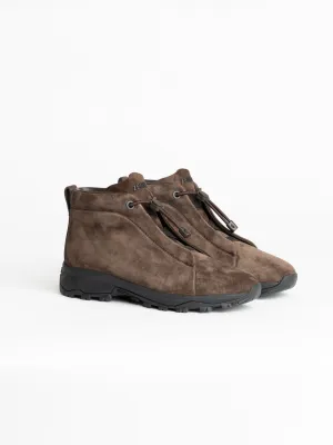 Brown Suede Triple Stitch™ Vetta Sneakers