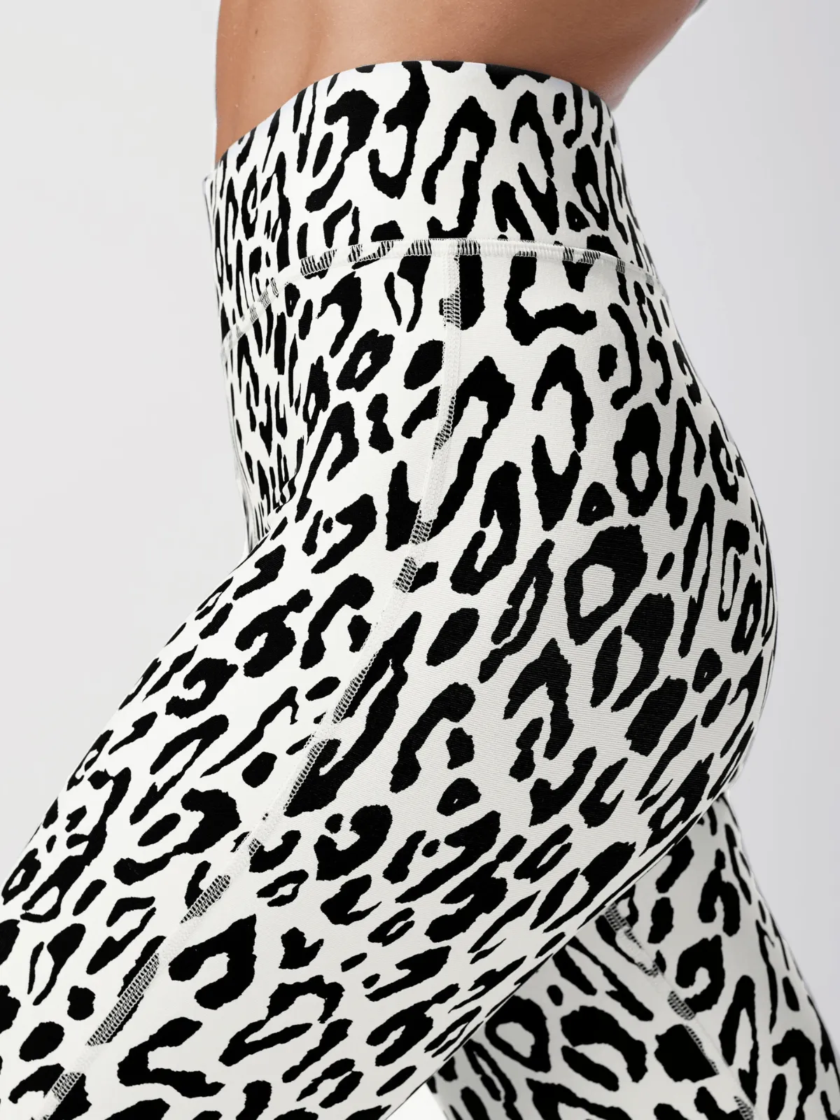 Ivory Leopard Verve Legging